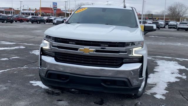 2021 Chevrolet Silverado 1500 LT 3