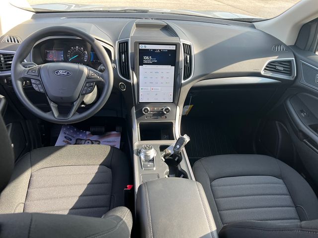 2024 Ford Edge SE 18