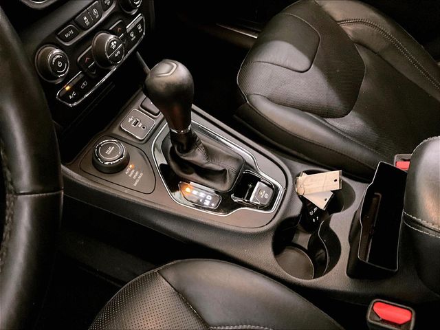 2020 Jeep Cherokee Limited White at Subaru and VW of Moon Township