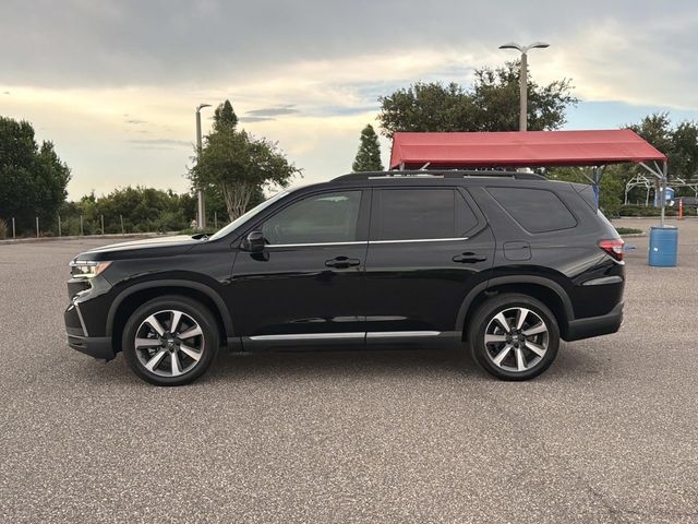 Used 2025 Honda Pilot SUV