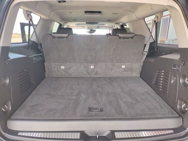2018 Chevrolet Suburban Premier photo