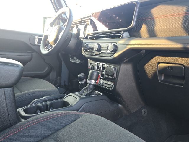 2025 Jeep Wrangler Rubicon:46292A