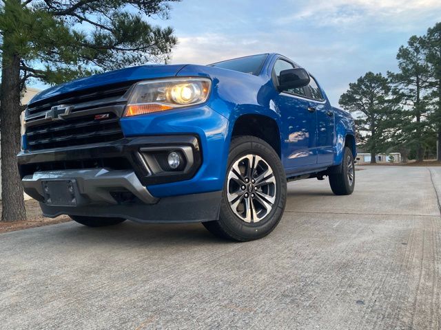 View vehicle photo 2