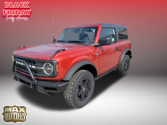 2024 Ford Bronco Black Diamond 3