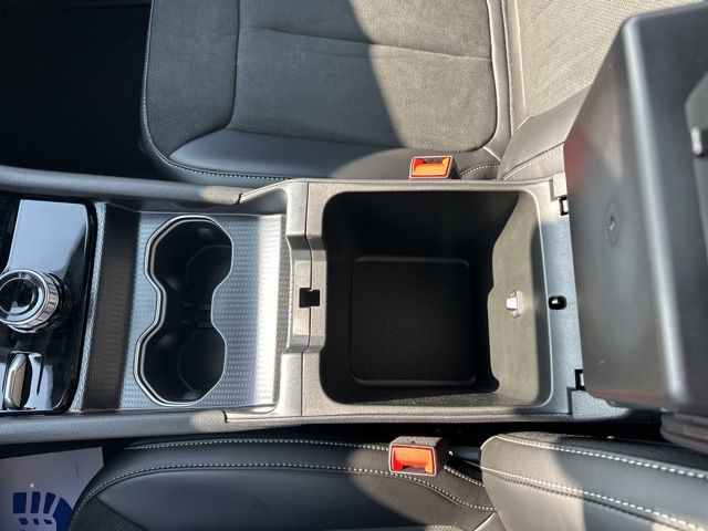 2026 Jeep Grand Cherokee L Laredo - Diamond Black Crystal Pearlcoat exterior view 19