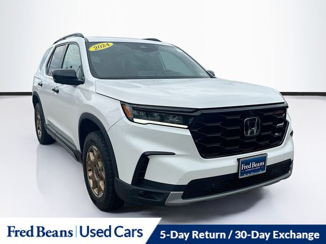 White 2024 Honda Pilot SUV / Crossover All-Wheel Drive Automatic