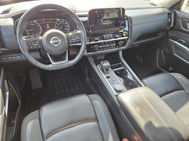 Used 2024 Nissan Pathfinder SUV