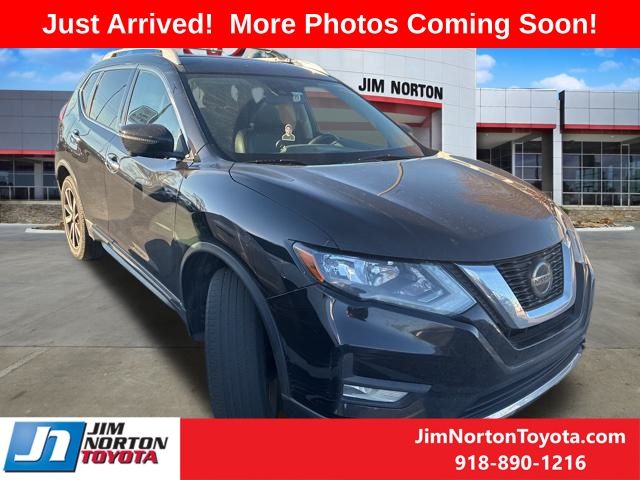 2020 Nissan Rogue SL's photo