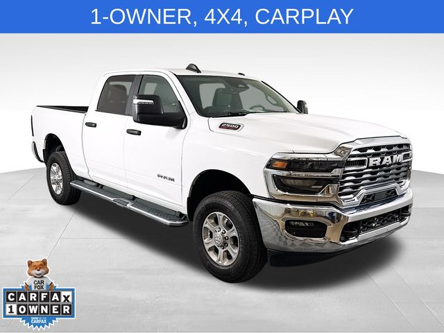 Bright White Clearcoat 2026 RAM 2500 Big Horn Crew Cab 4WD Pickup Truck Four-Wheel Drive 8-Speed Automatic