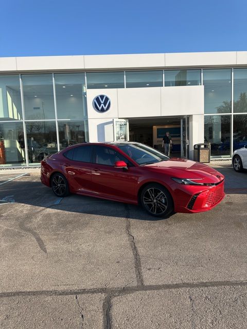 2025 Toyota Camry XSE FWD