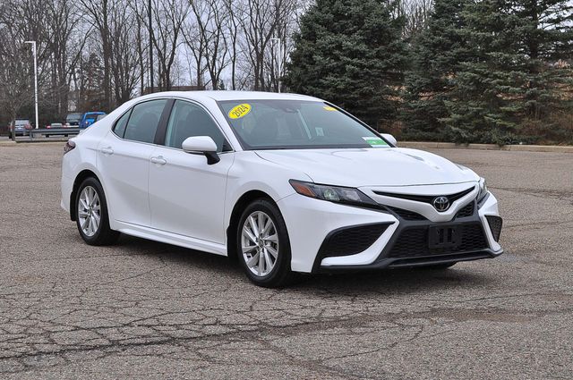 2024 Toyota Camry SE AWD