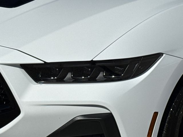 New 2026 White Ford GT image 4