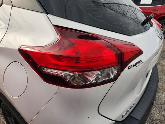 2020 Nissan Kicks SR White at Cook Ford