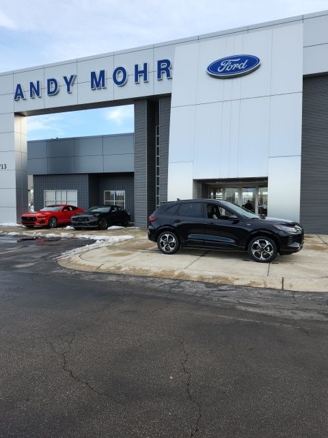 Black Metallic 2026 Ford Escape Hybrid ST-Line Elite AWD SUV / Crossover All-Wheel Drive Continuously Variable Transmission