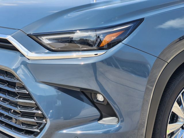 2026 Toyota Grand Highlander Platinum White at Cook Ford