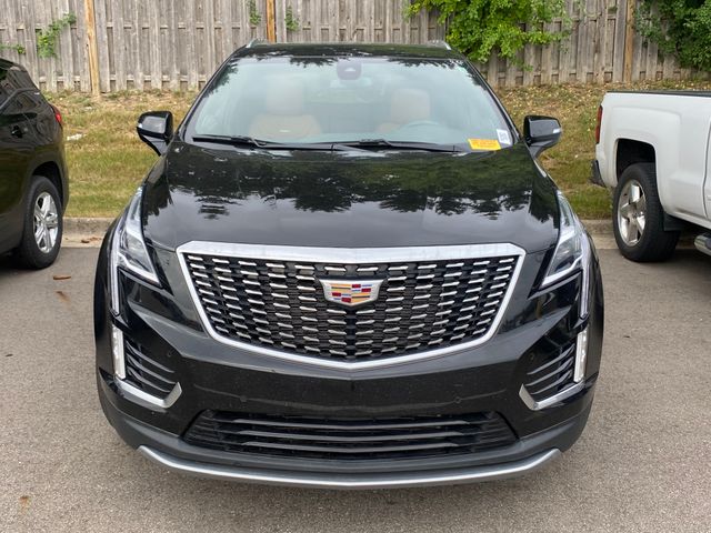 2022 Cadillac XT5 Premium Luxury 2