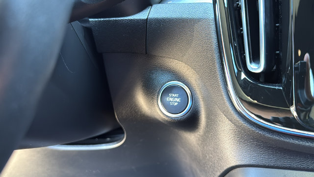 Used 2019 Volvo XC40 SUV