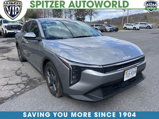 2025 Kia K4 LXS FWD