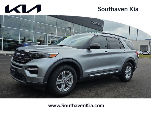 Silver Metallic 2021 Ford Explorer XLT RWD SUV / Crossover Rear-Wheel Drive Automatic