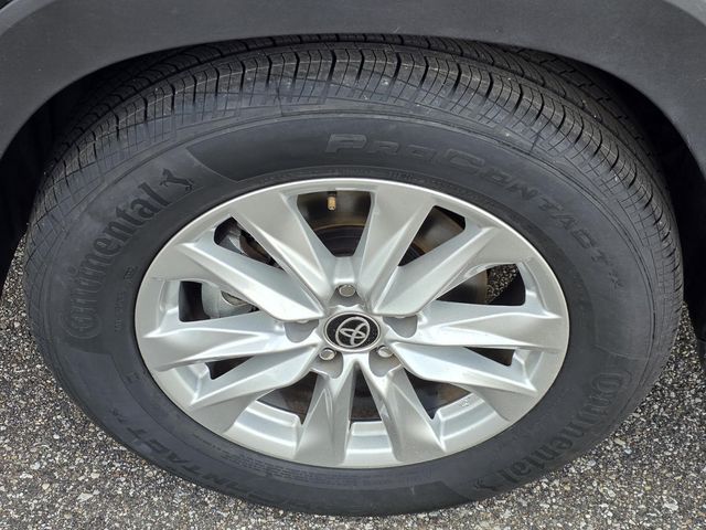 Used 2023 Toyota Corolla Cross SUV