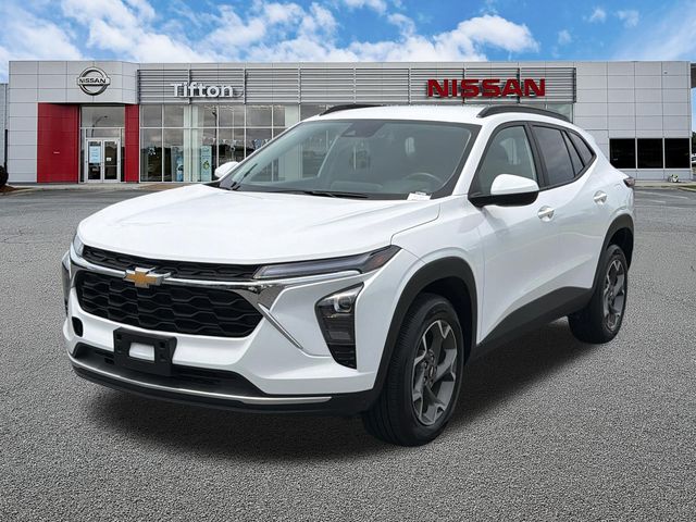 Used 2025 Chevrolet Trax SUV