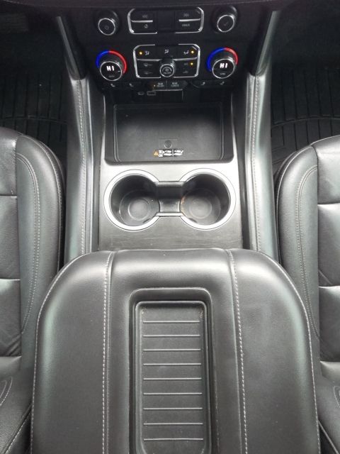 2022 Chevrolet Suburban LT:168357A