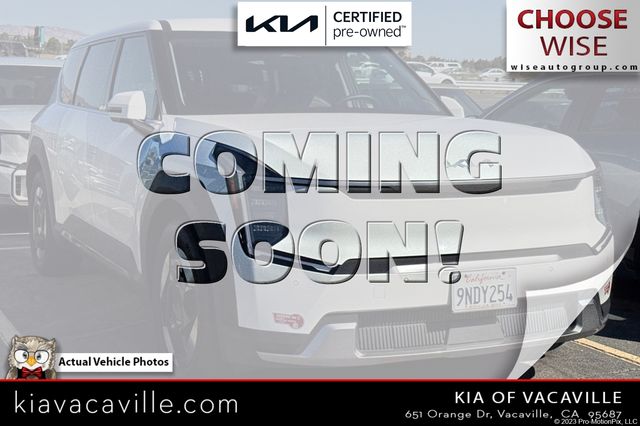 2024 Kia EV9 Light L/R's photo