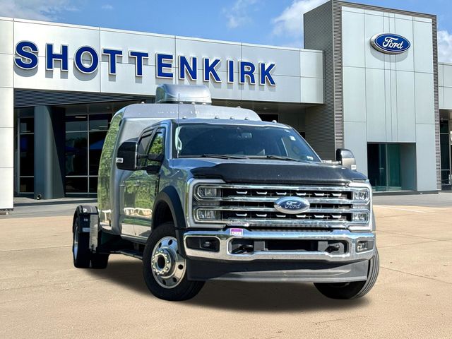 2024 Ford F-450 Lariat 4x4 Crew Cab 179-In DRW's photo