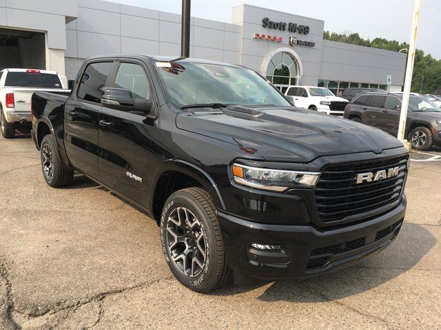 2026 RAM 1500 Laramie Crew Cab 4WD
