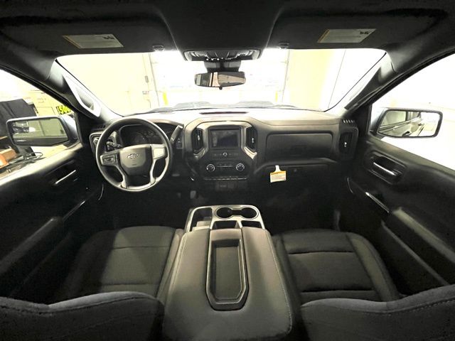 2025 Chevrolet Silverado 1500 Custom Trail Boss photo