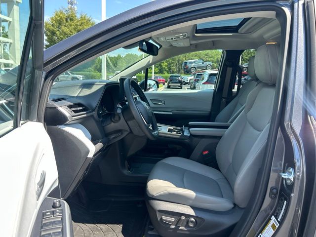 Used 2025 Toyota Sienna Van