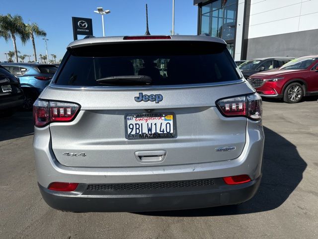 2022 Jeep Compass Latitude 6