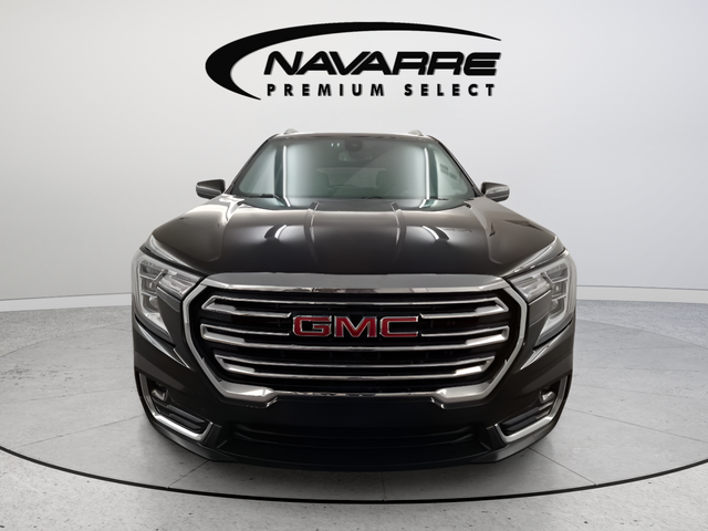 2024 GMC Terrain SLT — photo 2