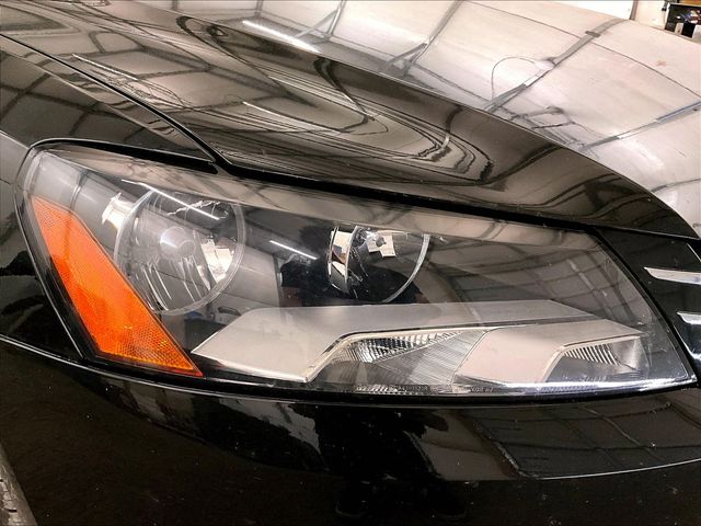 2015 Volkswagen Passat SEL Premium Black at Sutliff Volkswagen