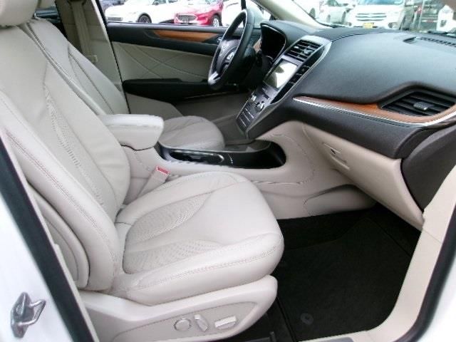 used 2022 Lincoln Corsair car, priced at $28,996