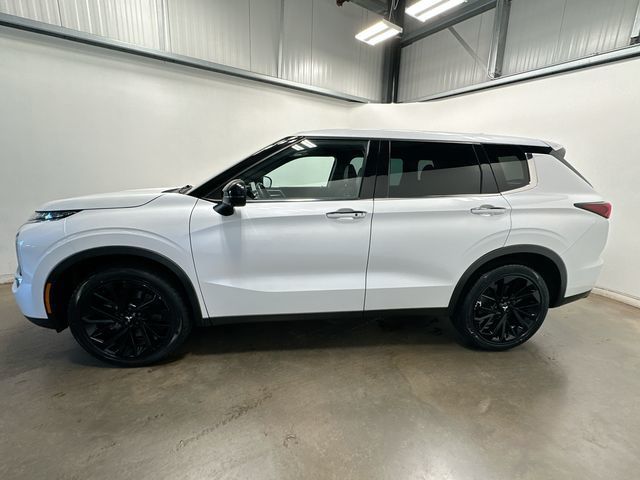 2023 Mitsubishi Outlander   at Rafferty Subaru