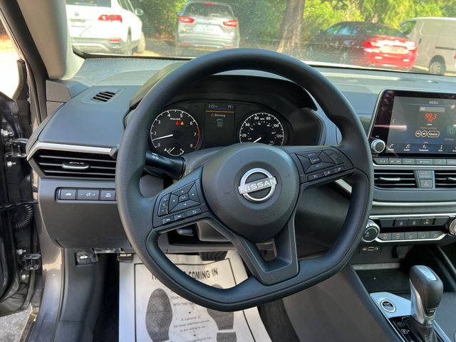 2025 Gun Metallic Nissan Altima 2.5 S FWD Sedan