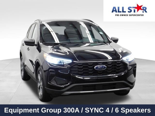 2025 Ford Escape ST-Line FWD