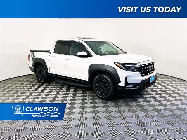 Platinum White Pearl 2022 Honda Ridgeline RTL-E AWD Pickup Truck All-Wheel Drive 9-Speed Automatic