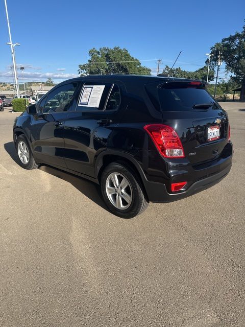 Gb0 2020 Chevrolet Trax LS FWD SUV / Crossover Front-Wheel Drive 6-Speed Automatic