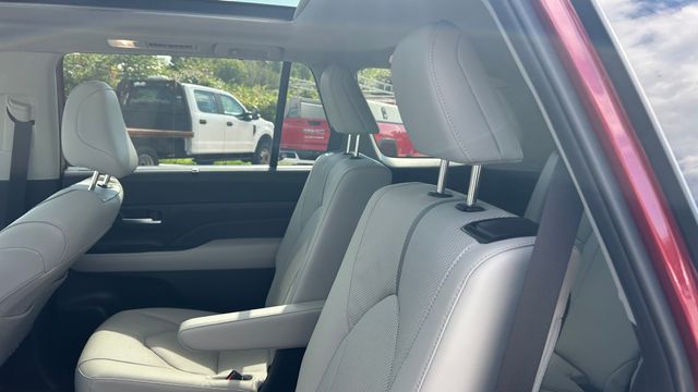 New 2026 Toyota Grand Highlander SUV