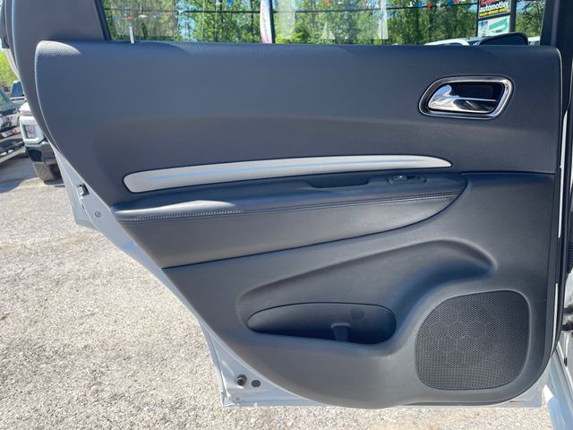 2019 Dodge Durango R/T - White exterior view 11