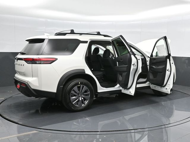 2024 Nissan Pathfinder SV 44