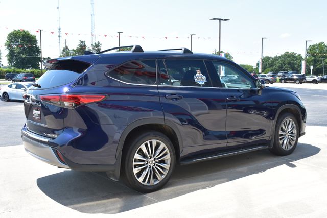 Used 2022 Toyota Highlander SUV