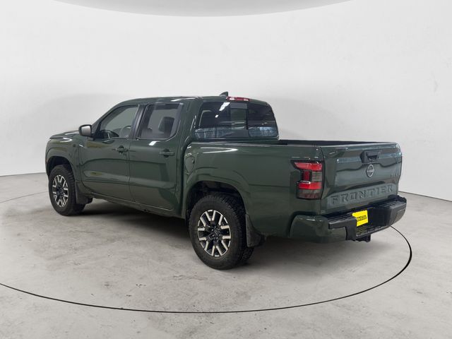View vehicle photo 3