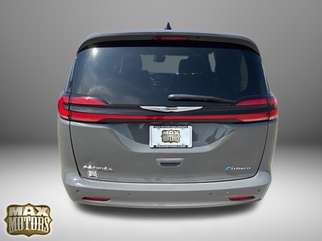 Used 2023 Chrysler Pacifica Hybrid Van