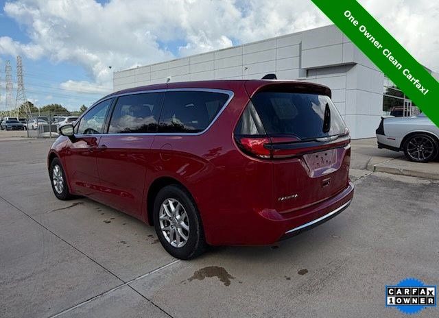 2025 Chrysler Pacifica Select Red at Don McGill Toyota