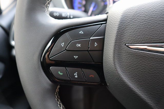 used 2025 Chrysler Pacifica car, priced at $34,500