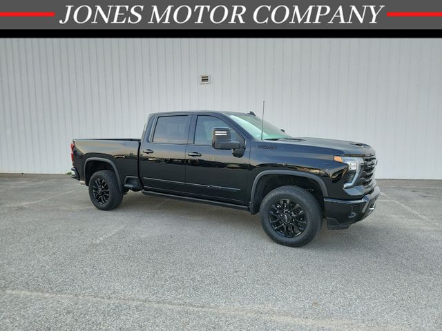 Black 2025 Chevrolet Silverado 2500HD Pickup Truck Four-Wheel Drive Automatic