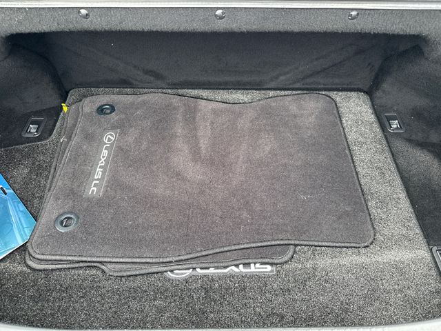 Used 2021 Silver Lexus 500 image 11